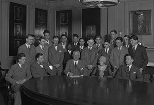 Mayor Kline with guests in the Mayor's Conference Room in 1929.